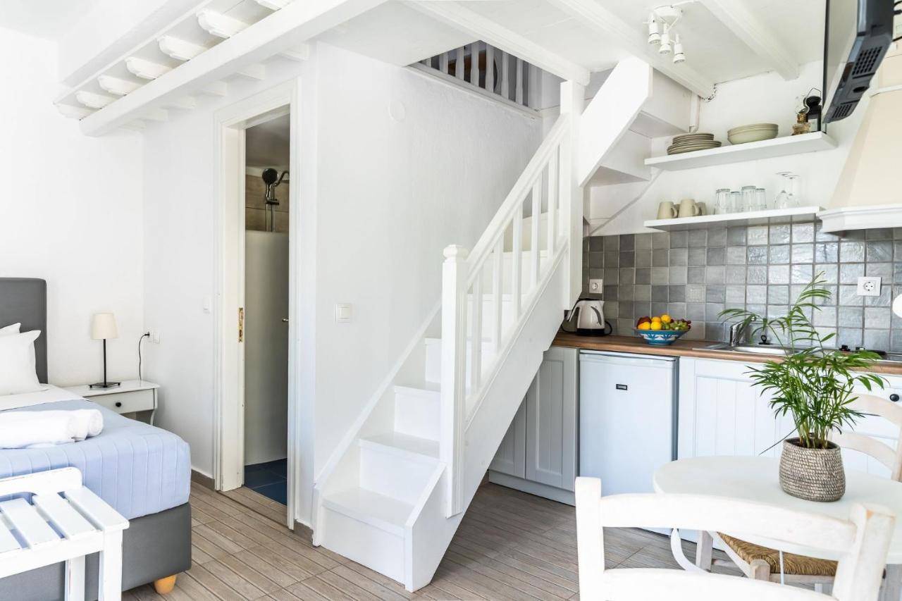 Milia Beach Apartments Paralia Milia Екстериор снимка